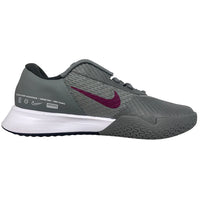 Load image into Gallery viewer, NIKE MEN&#39;S AIR ZOOM VAPOR PRO 2 (SMOKE GREY/SANGRIA-DARK)

