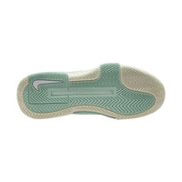 Charger l'image dans la visionneuse de galerie, W HC NIKE ZOOM GP CHALLENGE 1.5 (BARELY GREEN/WHITE-STEAM-SEA GLASS)
