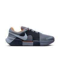 Charger l&#39;image dans la visionneuse de galerie, M HC NIKE ZOOM GP CHALLENGE 1 (ASHEN SLATE/FOOTBALL GREY-OBSIDIAN)
